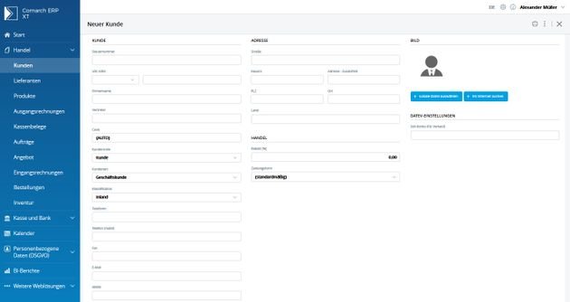 Mithilfe von Eingabemasken pflegen Sie Kunden-, Produkt- und Finanzdaten in Comarch ERP XT