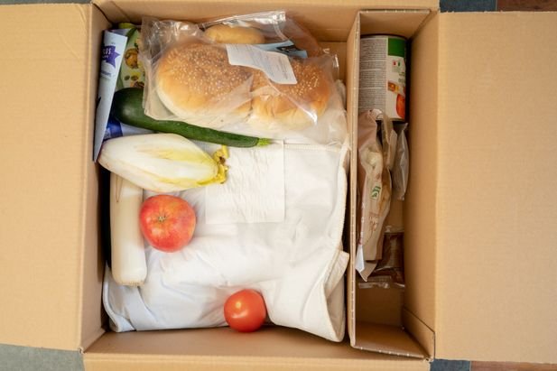 Bei Dinnerly kommen nur die wichtigsten Zutaten in die Box; maximal 6 pro Gericht