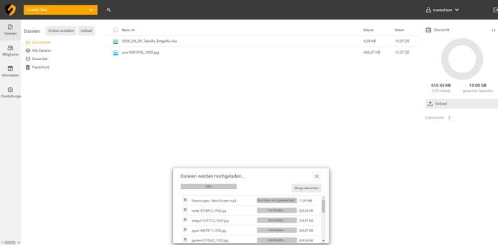 Um Dateien in SecureSafe hochzuladen, ziehst du sie einfach auf die Web-Oberfläche des Cloud-Speichers