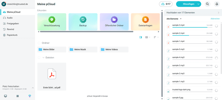pCloud gibt zwar kein Limit für den Upload von Dateien an; es gibt aber doch Grenzen. Im Browser kannst du maximal 50 GB, in den Desktop- und Mobile Apps maximal 2.000 GB hochladen.