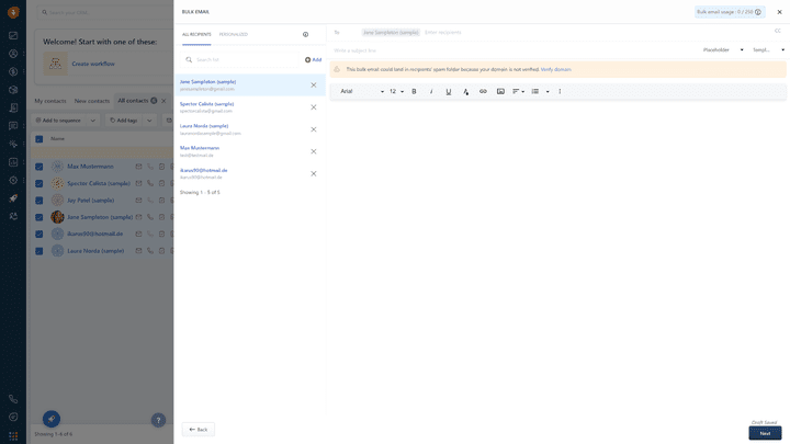 Mit den Bulk-Aktionen setzen Sie schnell Massenmails- und SMS auf