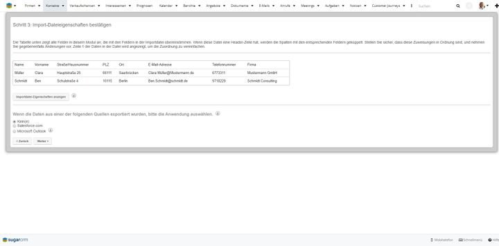 Während des Kontaktimports liest SugarCRM Ihre Tabelle aus und ordnet die Zeilen den richtigen Feldern zu