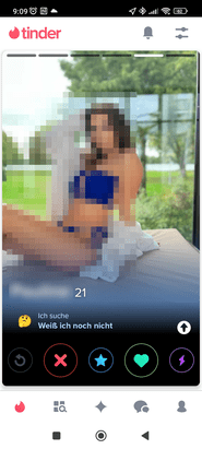 Tinder ist beliebt – und das erhöht die Gefahr, dass sich hinter einem attraktiven Profil ein Fake verbirgt