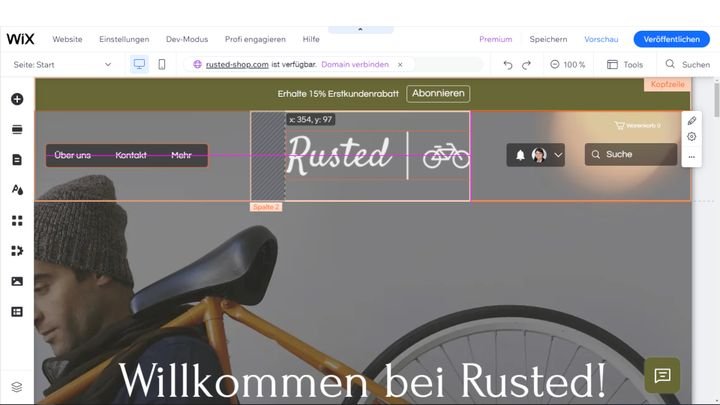 Fügen Sie Logos, Banner und Schriftzüge entsprechend Ihrer CI ein
