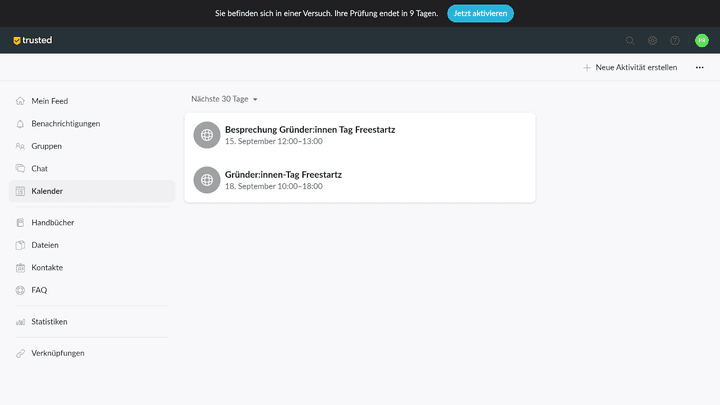 Der Kalender von Ziik ist gewöhnungsbedürftig. Er kommt in einer Listenansicht und zeigt dir die anstehenden Termine gemäß ihrer Reihenfolge. Eine Gesamtübersicht fehlt leider!