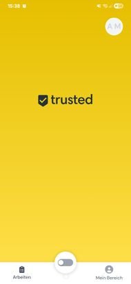 Die clockin App kommt im gleichen Design und mit den gleichen Farben und Logos wie die Web-Version. Super – so fühlt sich dein Team direkt daheim!