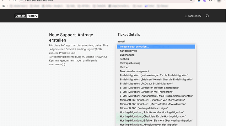 Eigentlich vielversprechend: Für deine Support-Anfrage kannst du bereits vor dem Abschicken ein Thema auswählen,sodass deine Anfrage an die richtige Stelle weitergeleitet werden kann. Leider ist sie in meinem Fall leider im Äther verschwunden und wurde nie beantwortet.